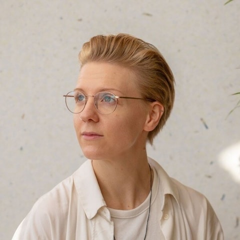 Photo of Jo Barnard