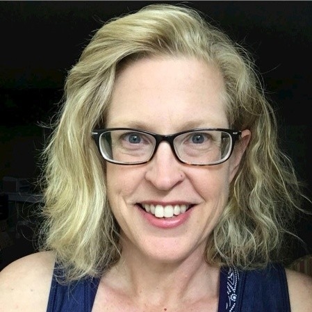Photo of Amy Peterson