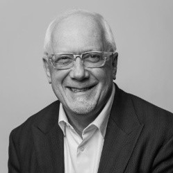 Photo of Lorne Rubis