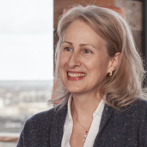 Photo of Renée Elliott