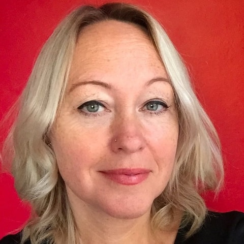 Photo of Sara Perkins