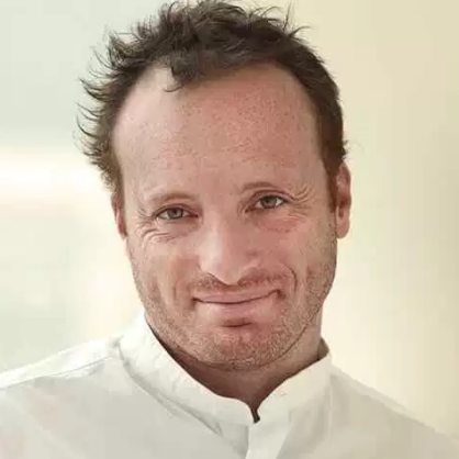 Photo of Roo Rogers