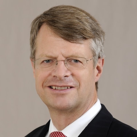 Photo of Peter Wuffli