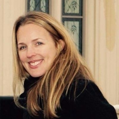 Photo of Jennifer Young Perlman